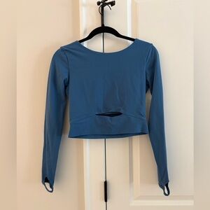 Pure Barre Blue Long Sleeve Crop Top size 8
